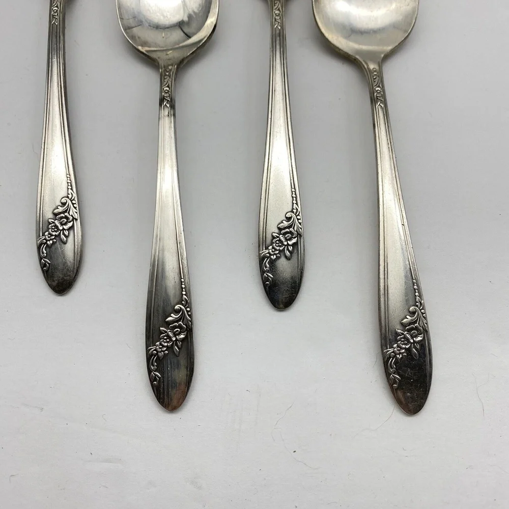 VTG 1946 Oneida Community Tudor Plate‎ Queen Bess II Teaspoons 4 Set Silverplate
